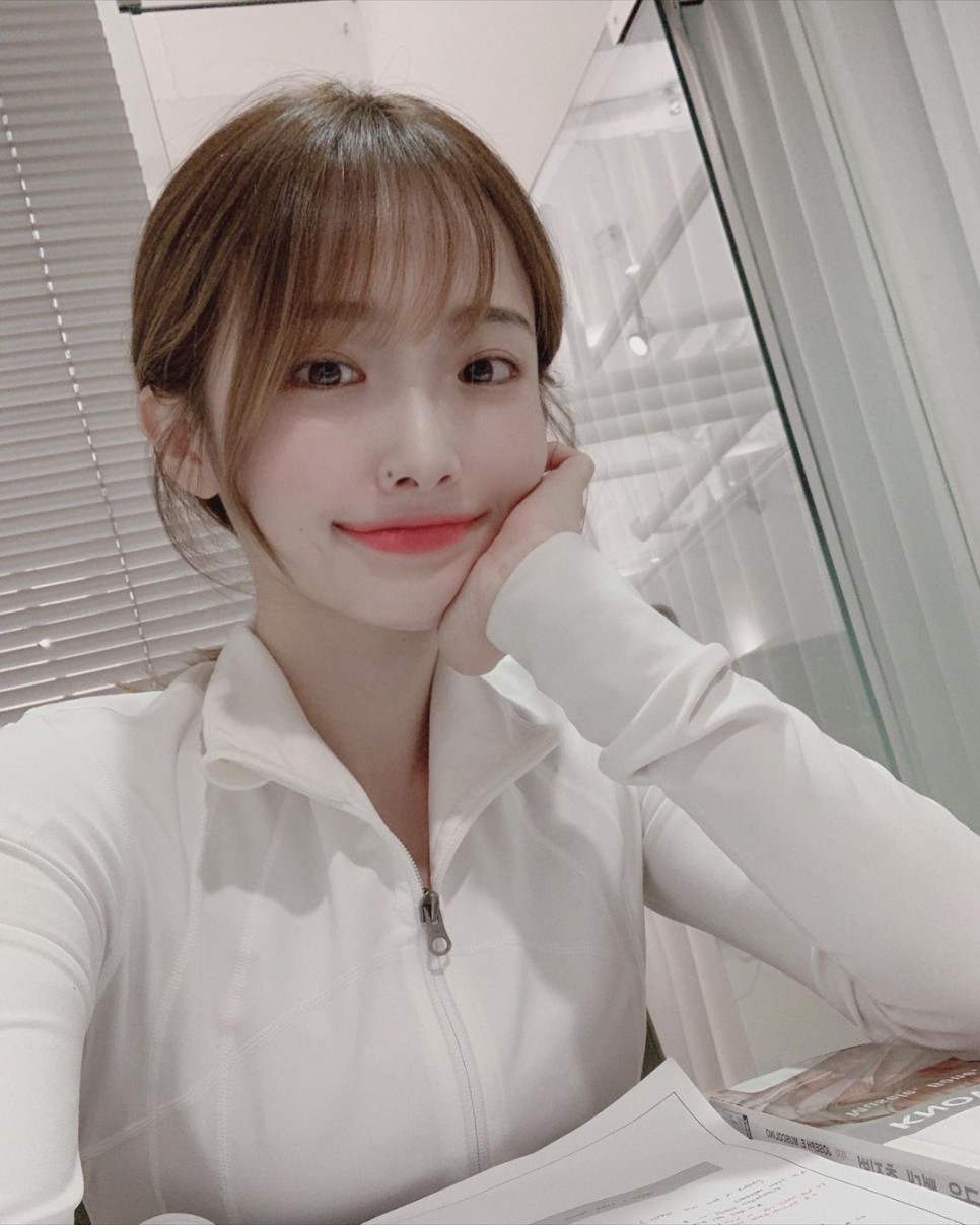  간호사 출신 미모의 필라테스 강사
