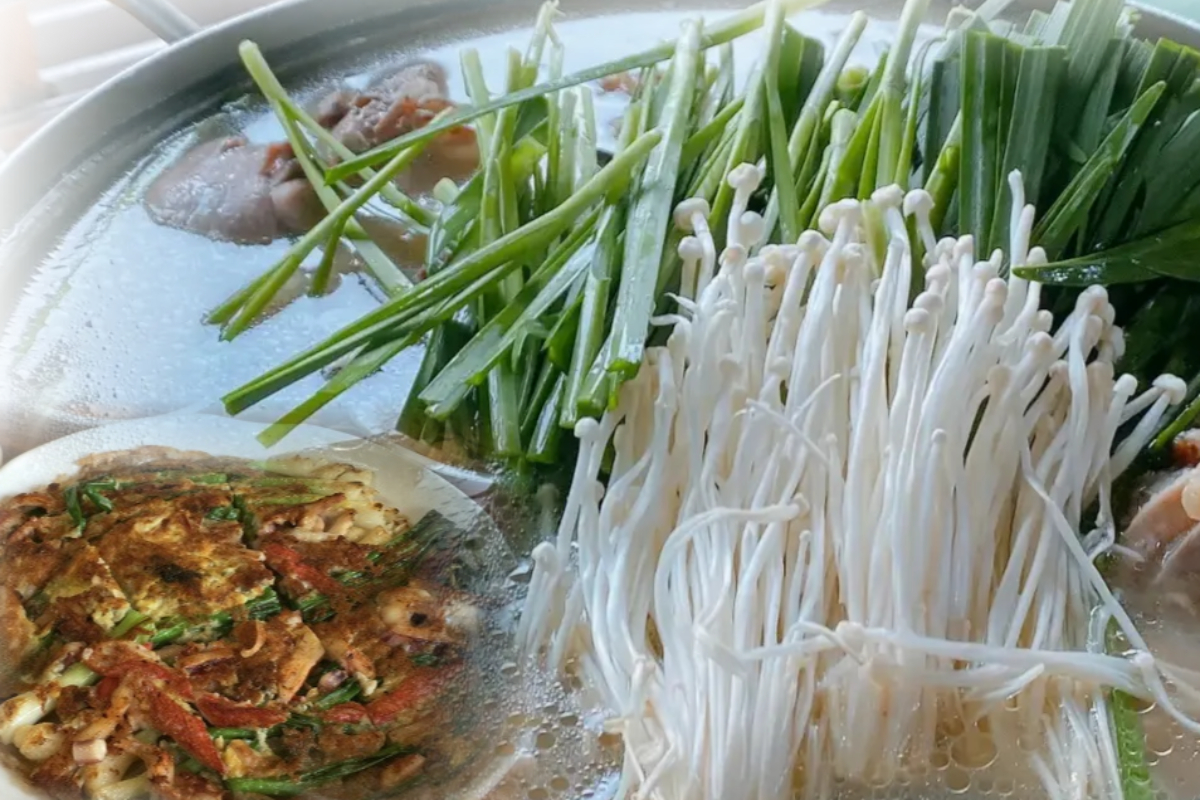  북한산 맛집 오리주물럭/해물부추전 전문 | 능금산장