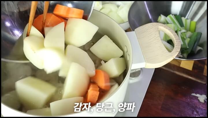 황금닭볶음탕 레시피 대박집에서 맛있는 닭도리탕 만드는법 25