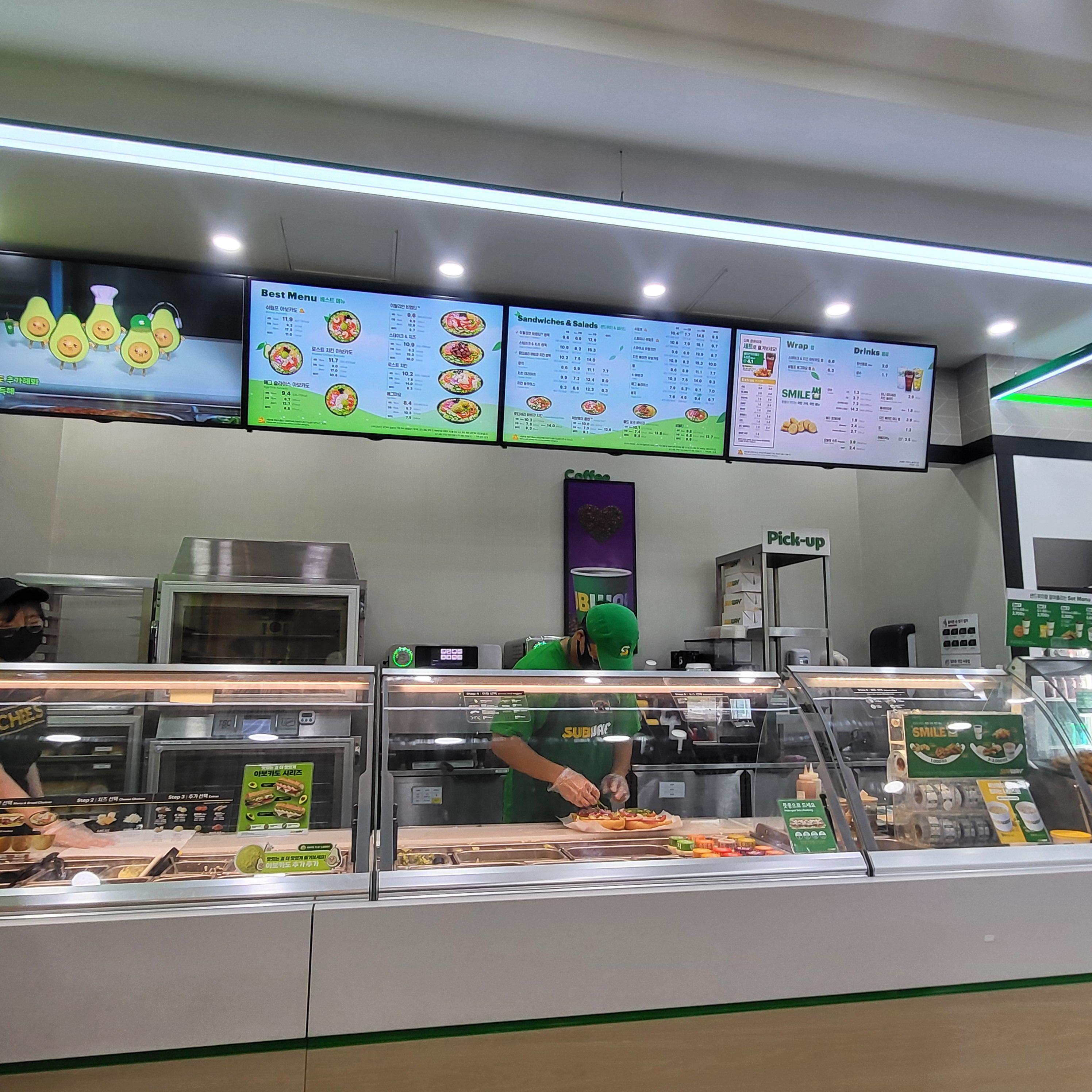 써브웨이(subway) 이미지