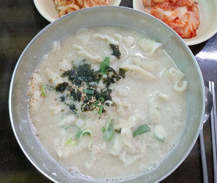 생방송투데이 손수제비 한상 망원시장 맛집 정보(외국인의밥상)