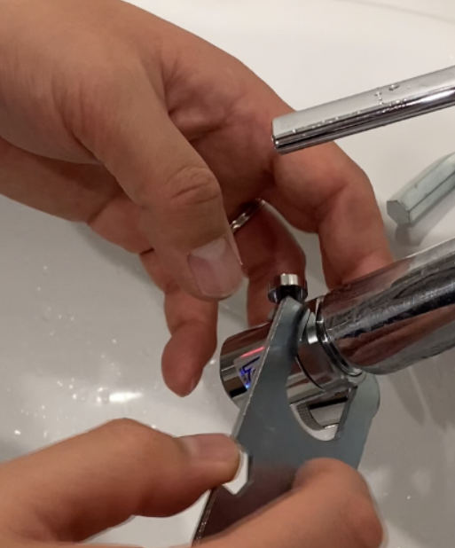 엄마 손목 보호해요~ 아이홈 아기비데 수전으로 17