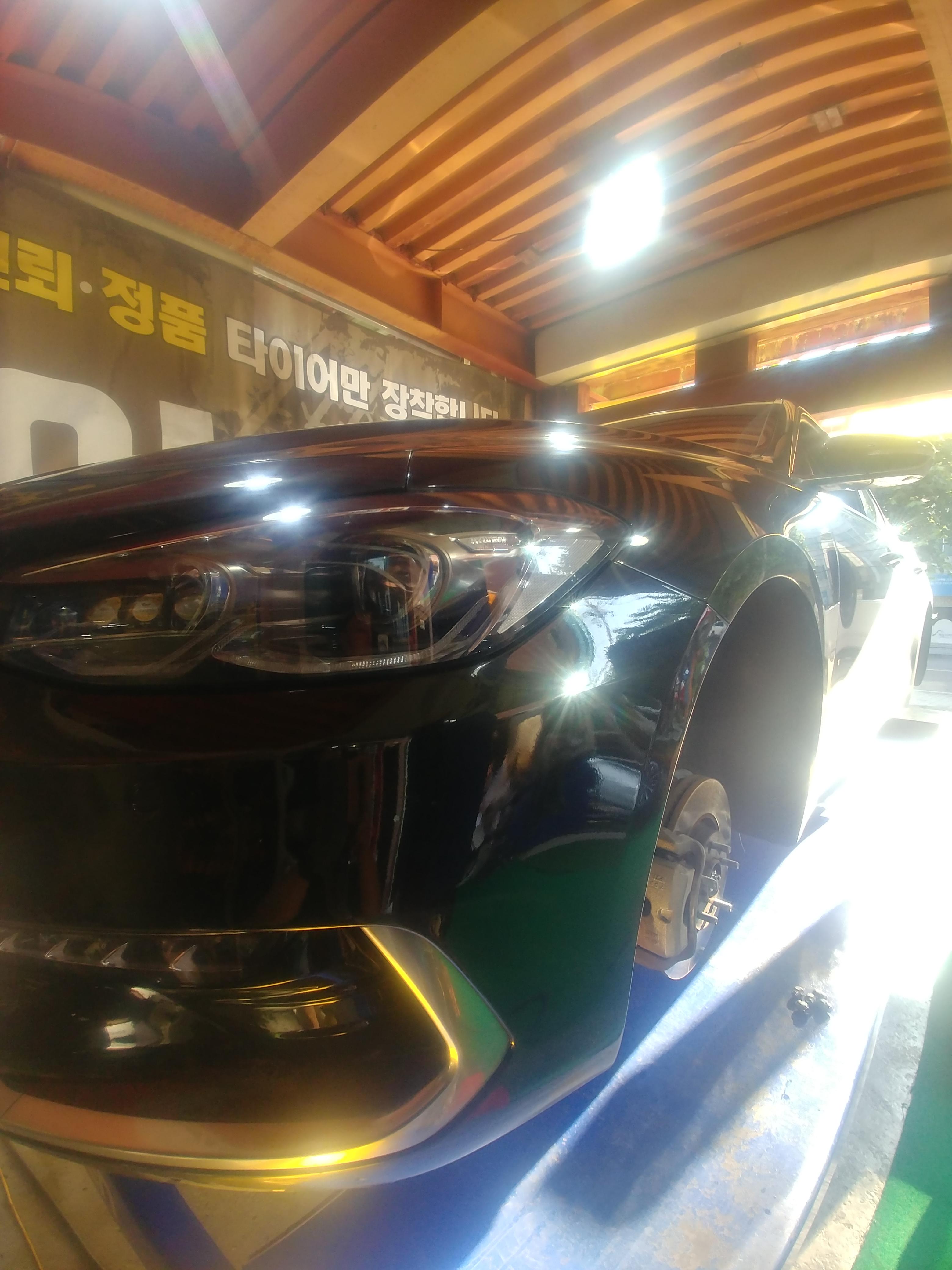 타이어맨 이미지
