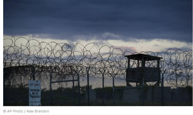  빌 클린턴, GITMO에서 사망  Bill Clinton Dead at GITMO