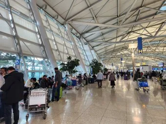 인천공항 터미널2 스카이허브 라운지 경험_26