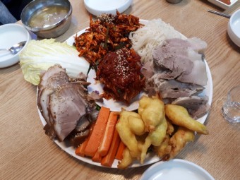굴보쌈