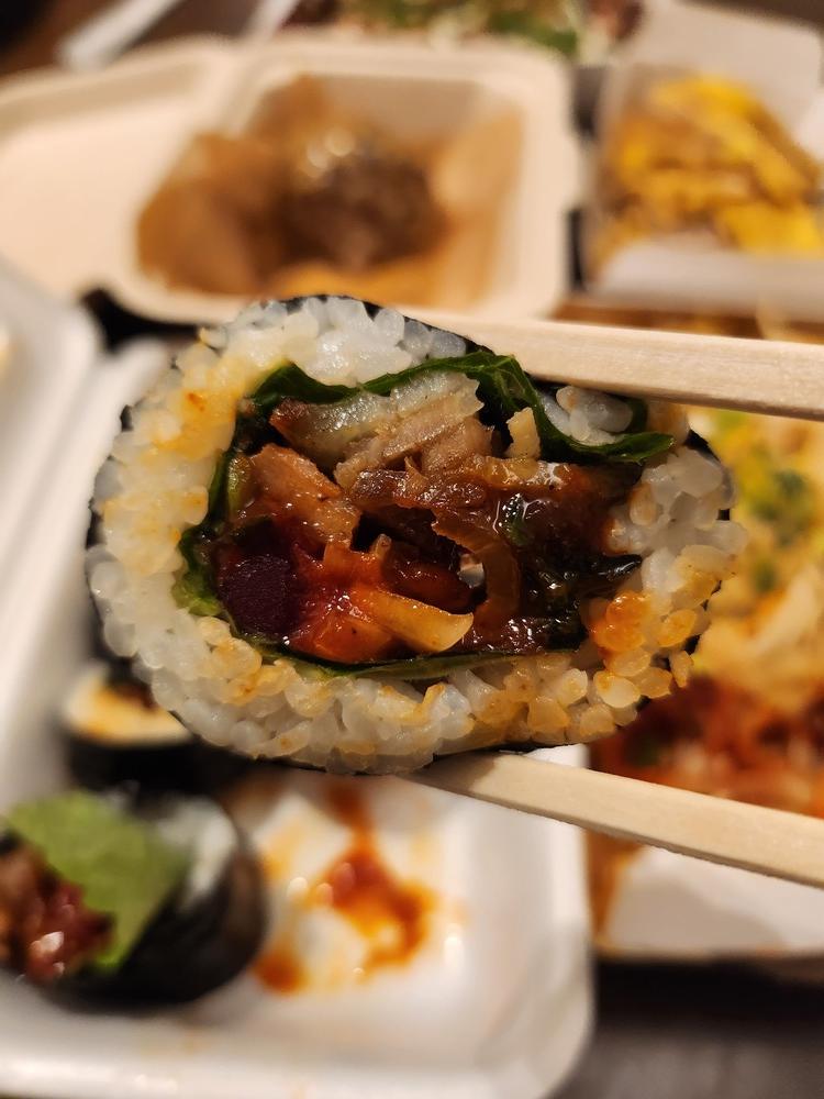 서문야시장 철판꽃삼겹김밥 음식2