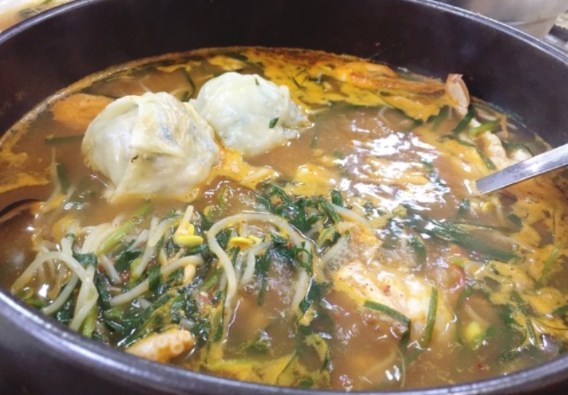  생생정보통맛집 해물만두전골