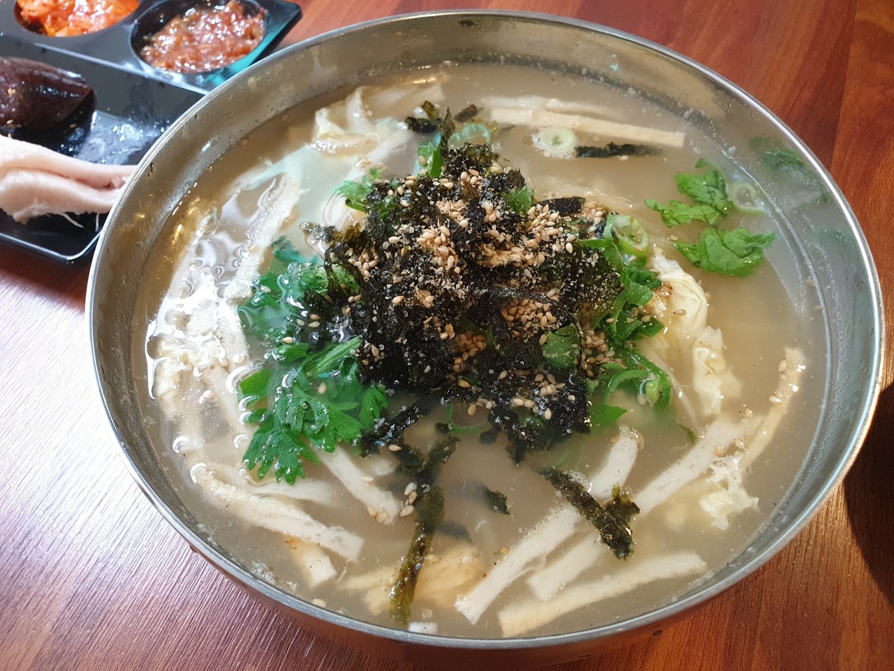 엄마국수 이미지