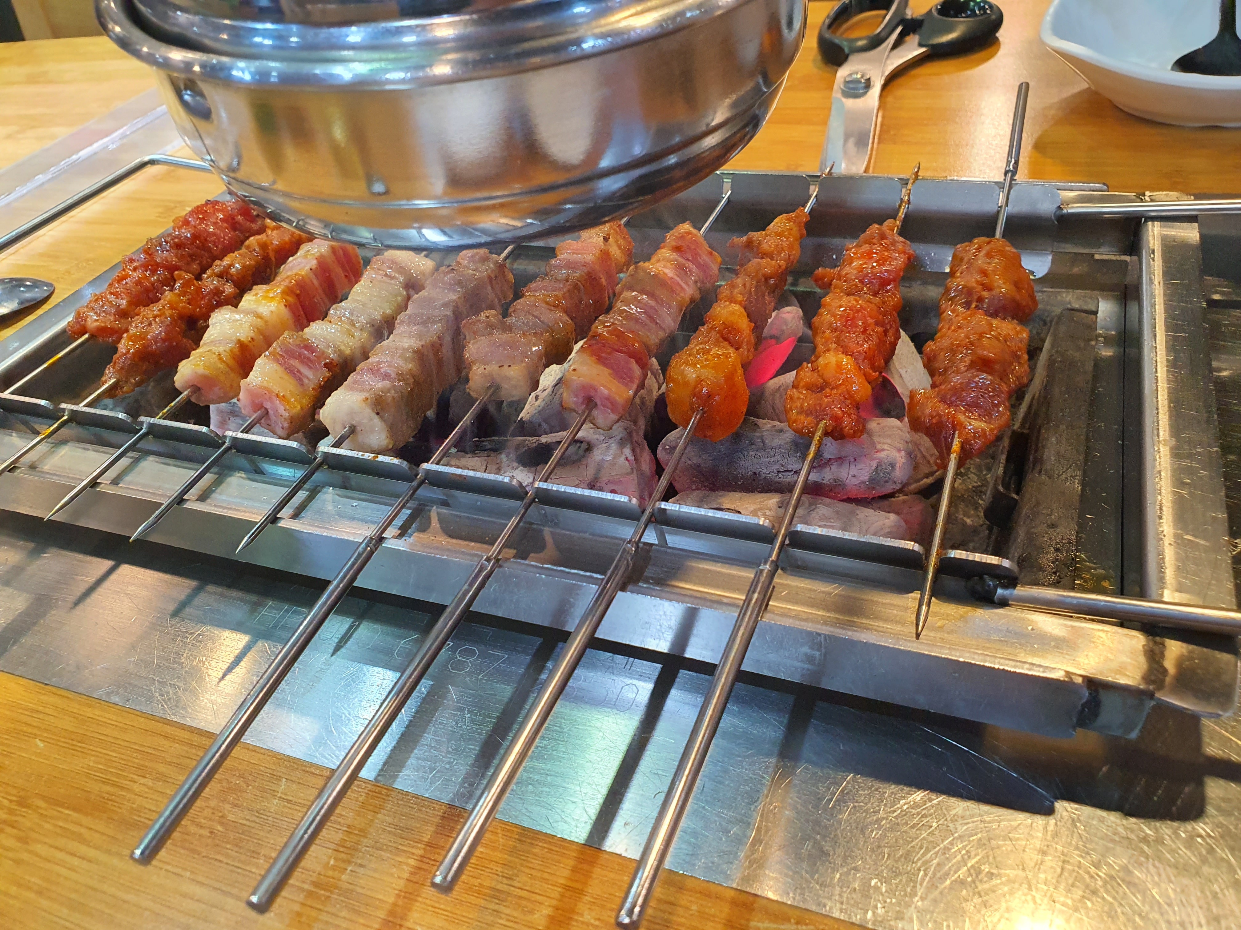  낙성대역 샤로수길 맛집 로향양꼬치 '망고플레이트' 대장!