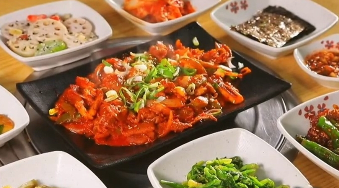 식객허영만의백반기행-황태해장국-오징어제육볶음-강동밥상