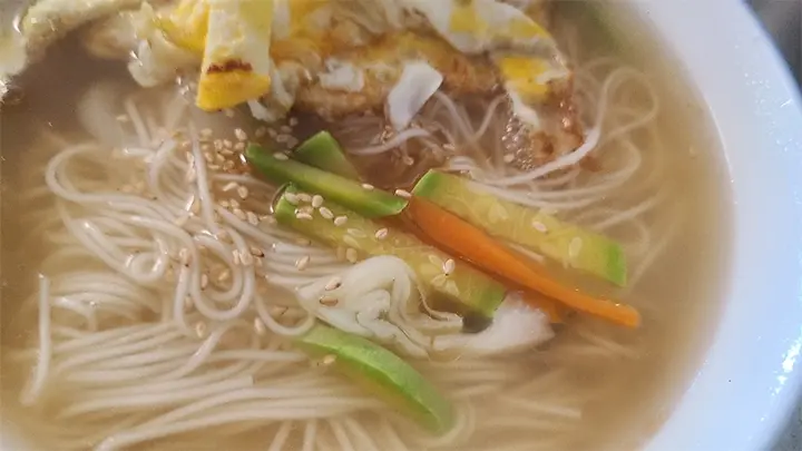 옛날멸치국수 이미지