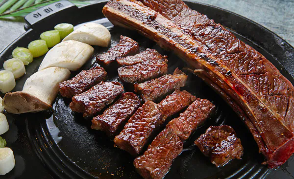 생생정보 대결 맛 대 맛 칼집 우대 갈비 vs 숯불 통삼겹살 음식점