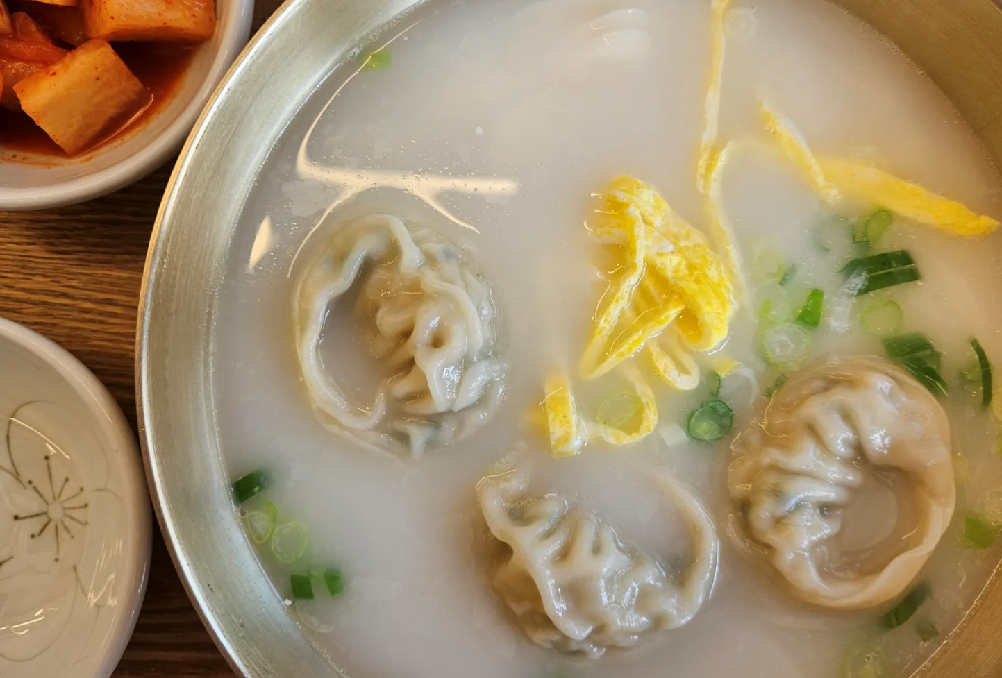 성북구-성북동-비빔밥-떡만둣국-한상