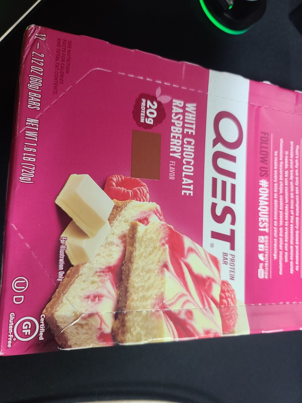 구입한 저녁식사 대신 탄박질 공급 퀘스트 프로틴바 화이트 초콜릿 라즈베리 26