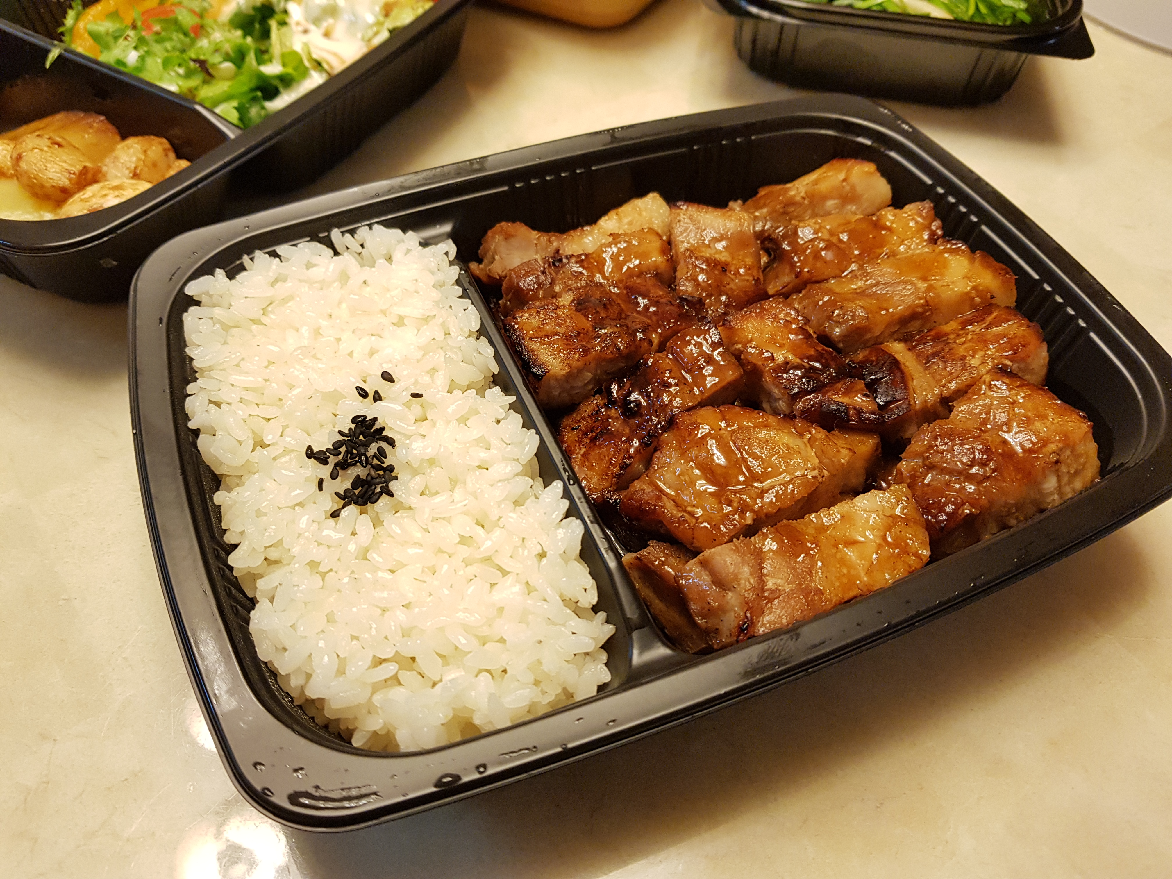  천안 두정동 한끼 맛있다 부추통삼겹 스테이크 요거요거 괜찮네
