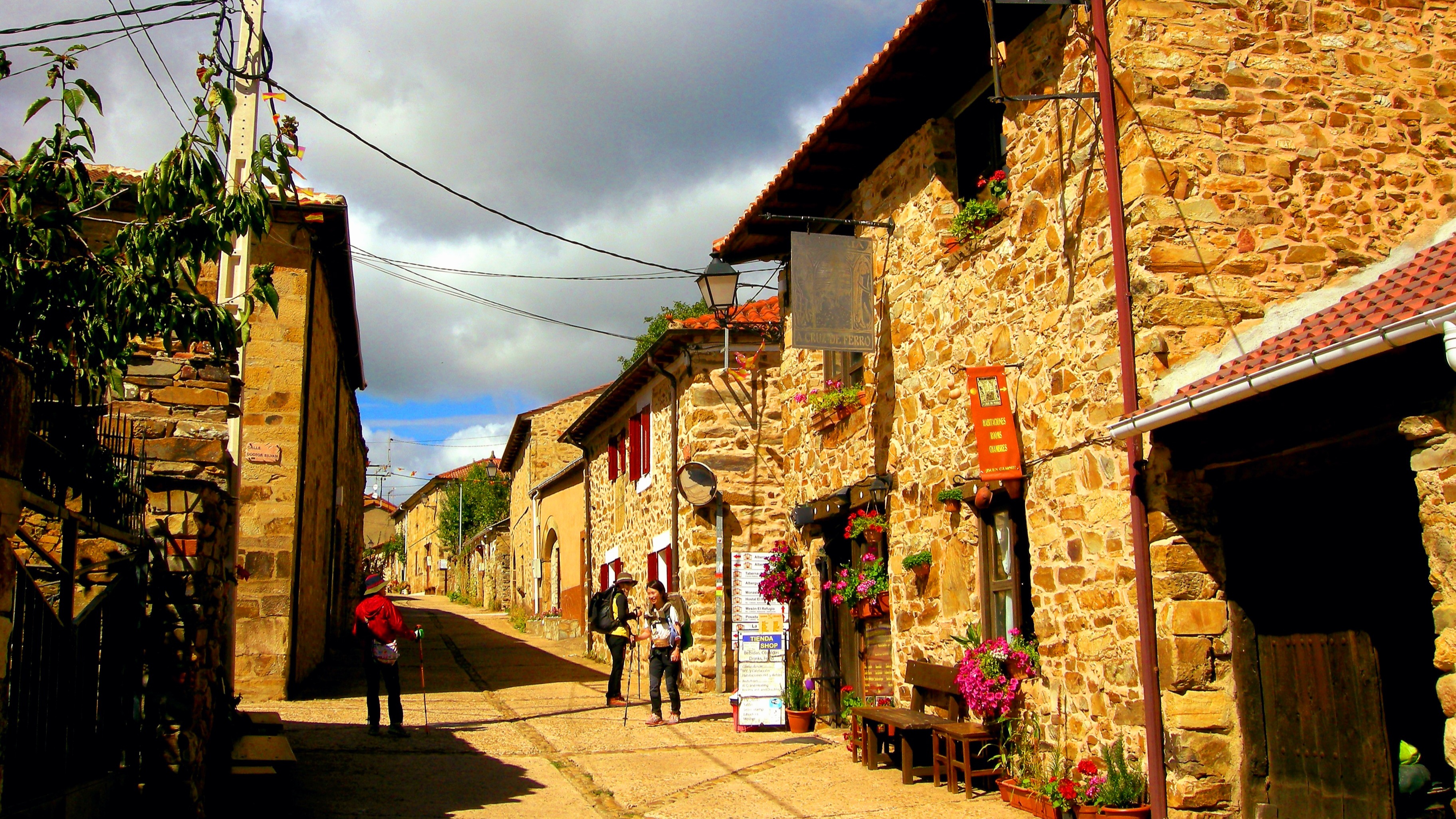  Camino de Santiago - 산티아고 순례길 준비물 및 비용은?
