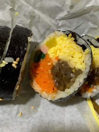 팔뚝 김밥