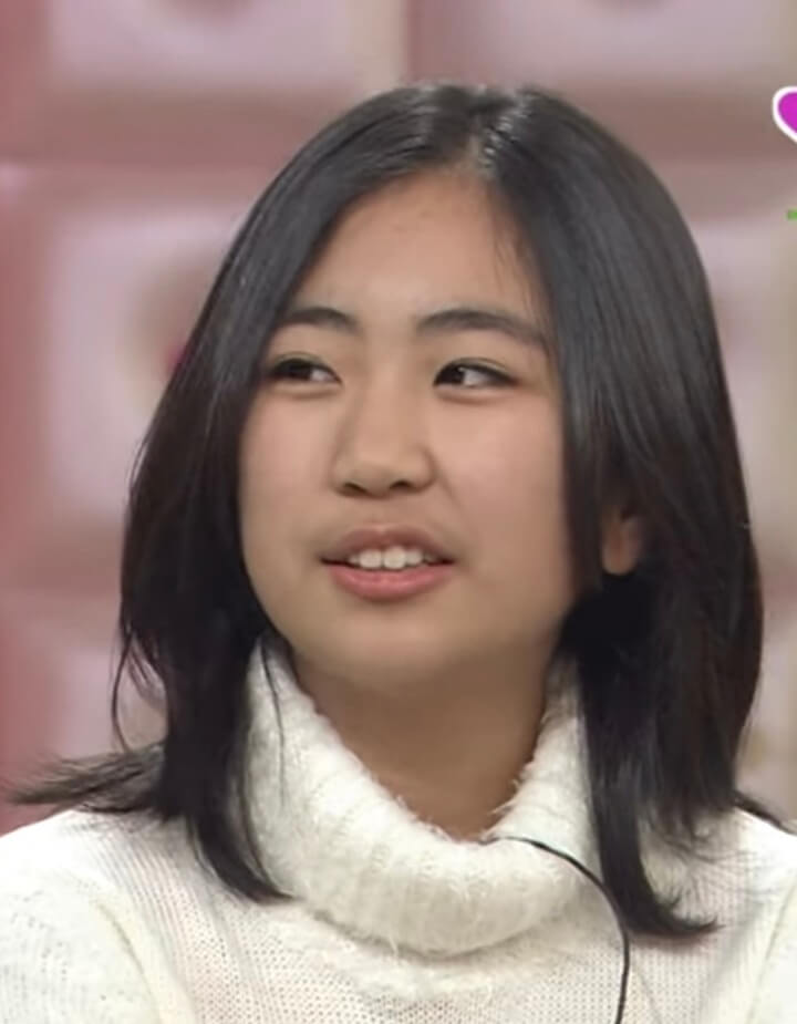 미달이-김성은-성형전-미소-지으며-말하는-모습