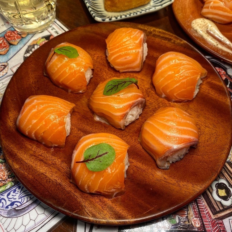 꽈리치킨 이미지