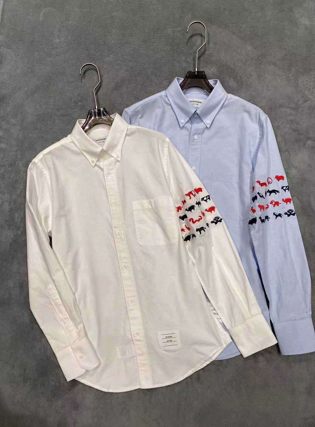  [THOM BROWNE] 톰브라운 20FW 4-바 애니멀 셔츠 MWL272E 06177 100 (2 COLOR)