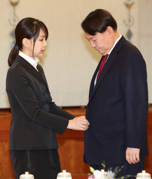 김건희 어릴 적 사진