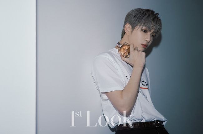  강다니엘 지방시 향수 새로 공개된 화보