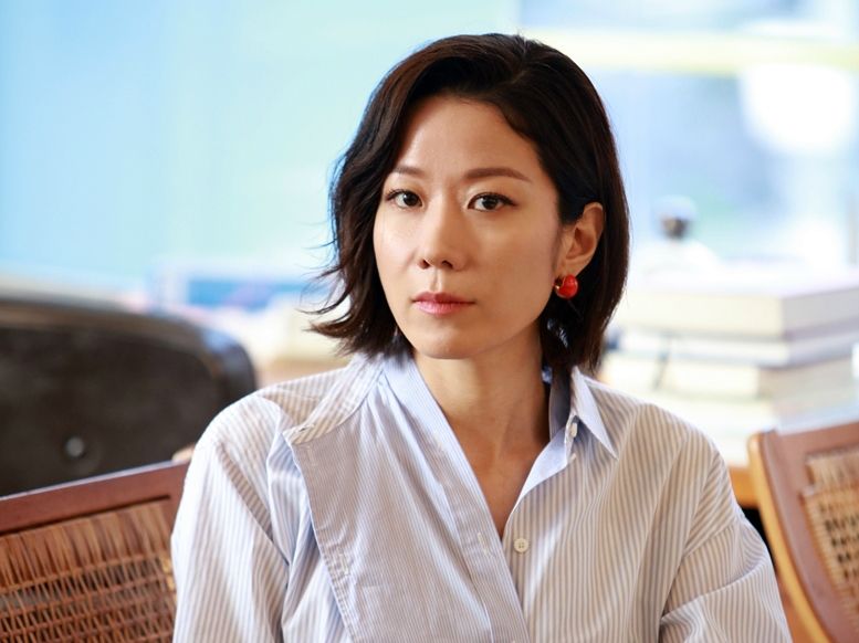  배우 전혜진 혼전 임신 논란 및 이선균 나이 차이