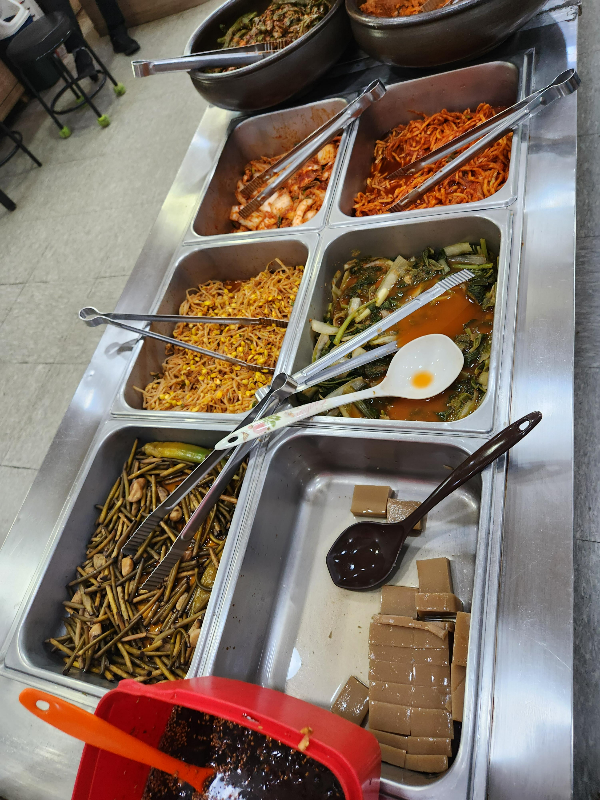 원주 뷔페 가정식뷔페 흥업식당