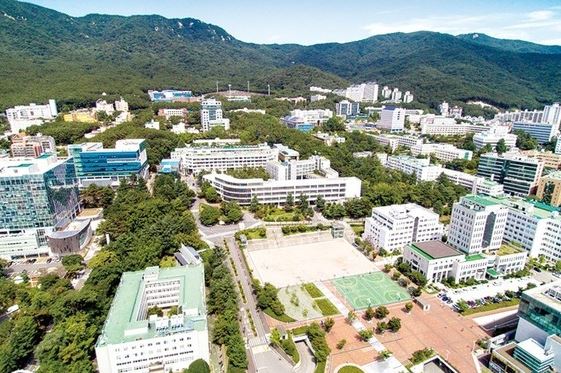  부산대 재학생 추락사