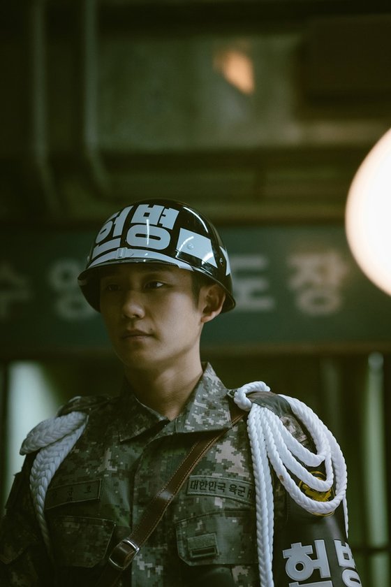  드라마 D.P. (2021) 등장인물(조석봉,고경표,황장수,신우석,대대장,구교환,문영옥), 줄거리, 결말, 몇부작