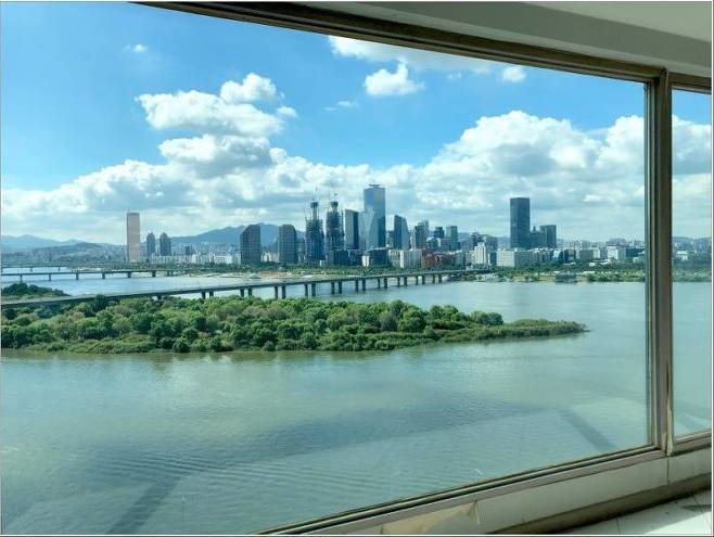 Han River View Apartment