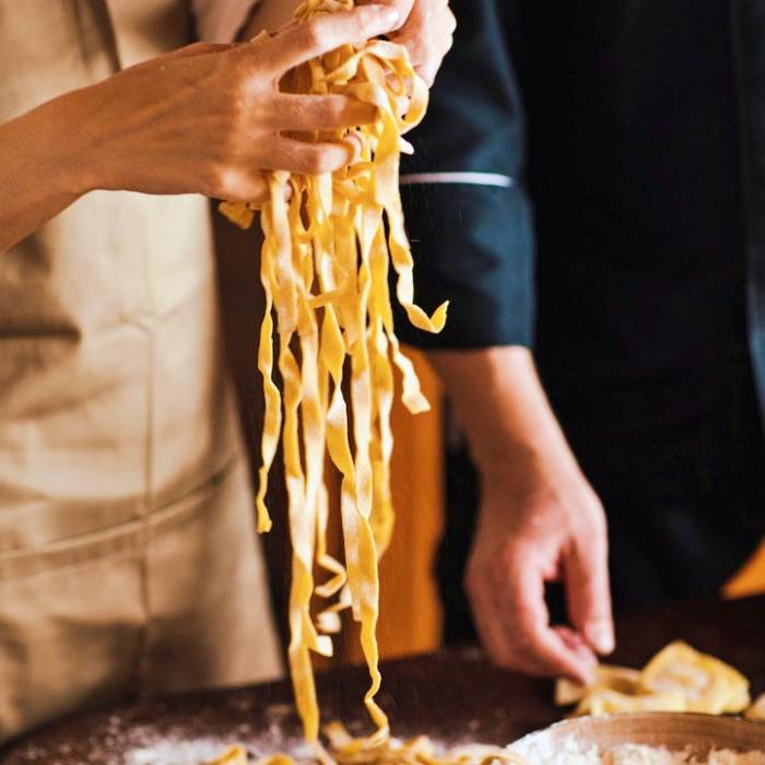 토요일은 밥이좋아 천안 생면파스타 맛집 자가제면 스파게티 이탈리아 레스토랑 꾸덕한 소스 파스타 한해 게스트 토밥 좋아 추천 방송정보