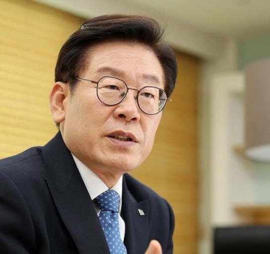  이재명 관련주 동신건설 형지엘리트 에이텍 시세전망