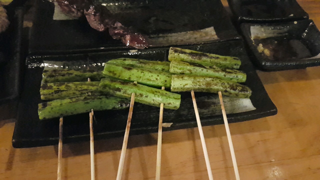 호치민 1군 레탄톤 이자까야 Torisho - 오크라 꼬치