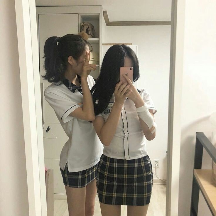  요즘 논란중인 교복스타그램 ;;