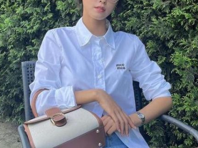 설현 인스타에 올라온 사진 / “니가 없다고 세상이 무너지진 않아”...지드래곤이 인스타에 의미심장한 글로 전한 진심 / 배우 남지현 인스타