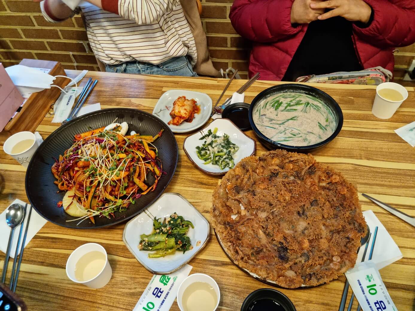 도토리전-도토리쟁반국수-도토리들깨칼국수