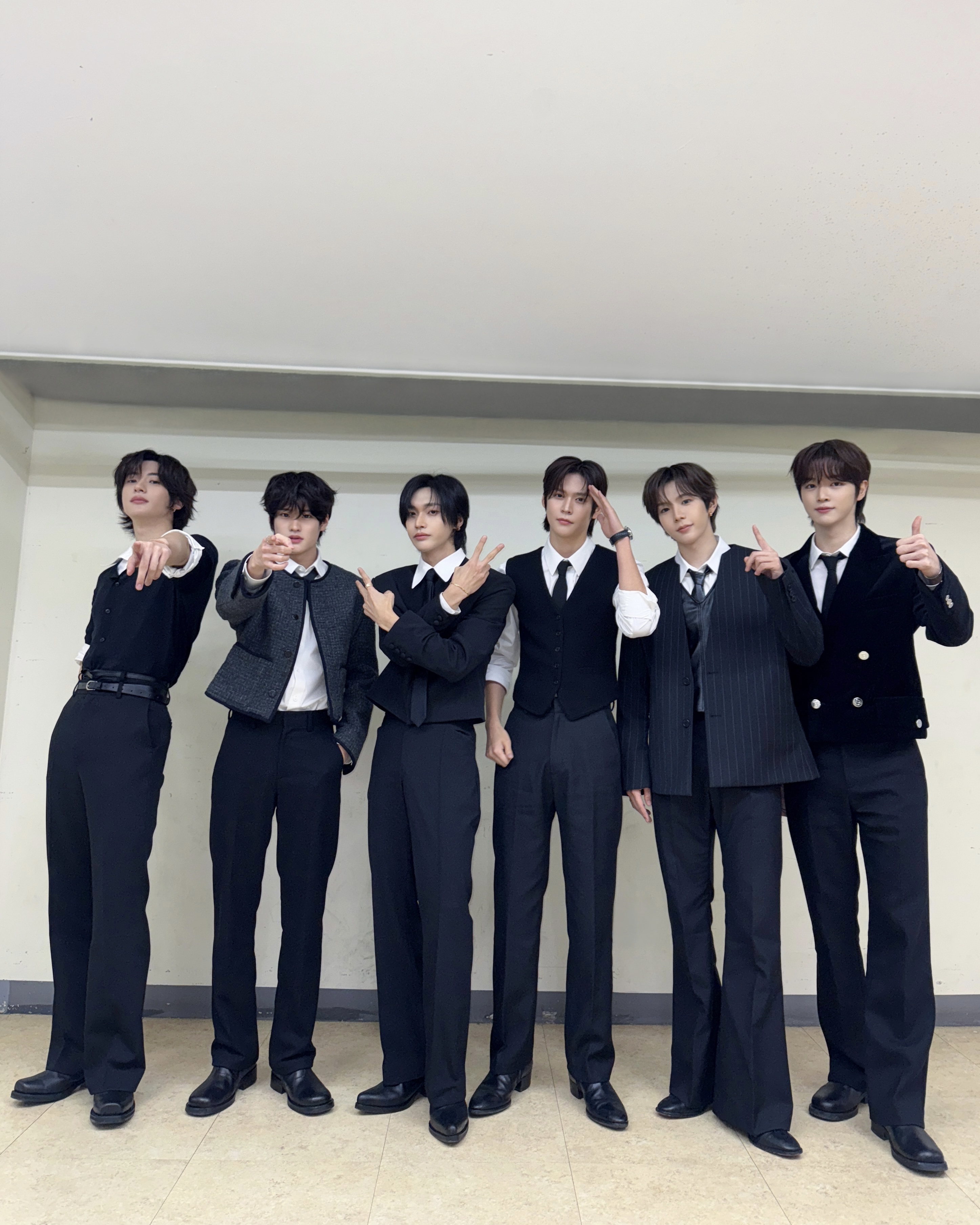 20250218한터뮤직어워즈트위터공계가족사진