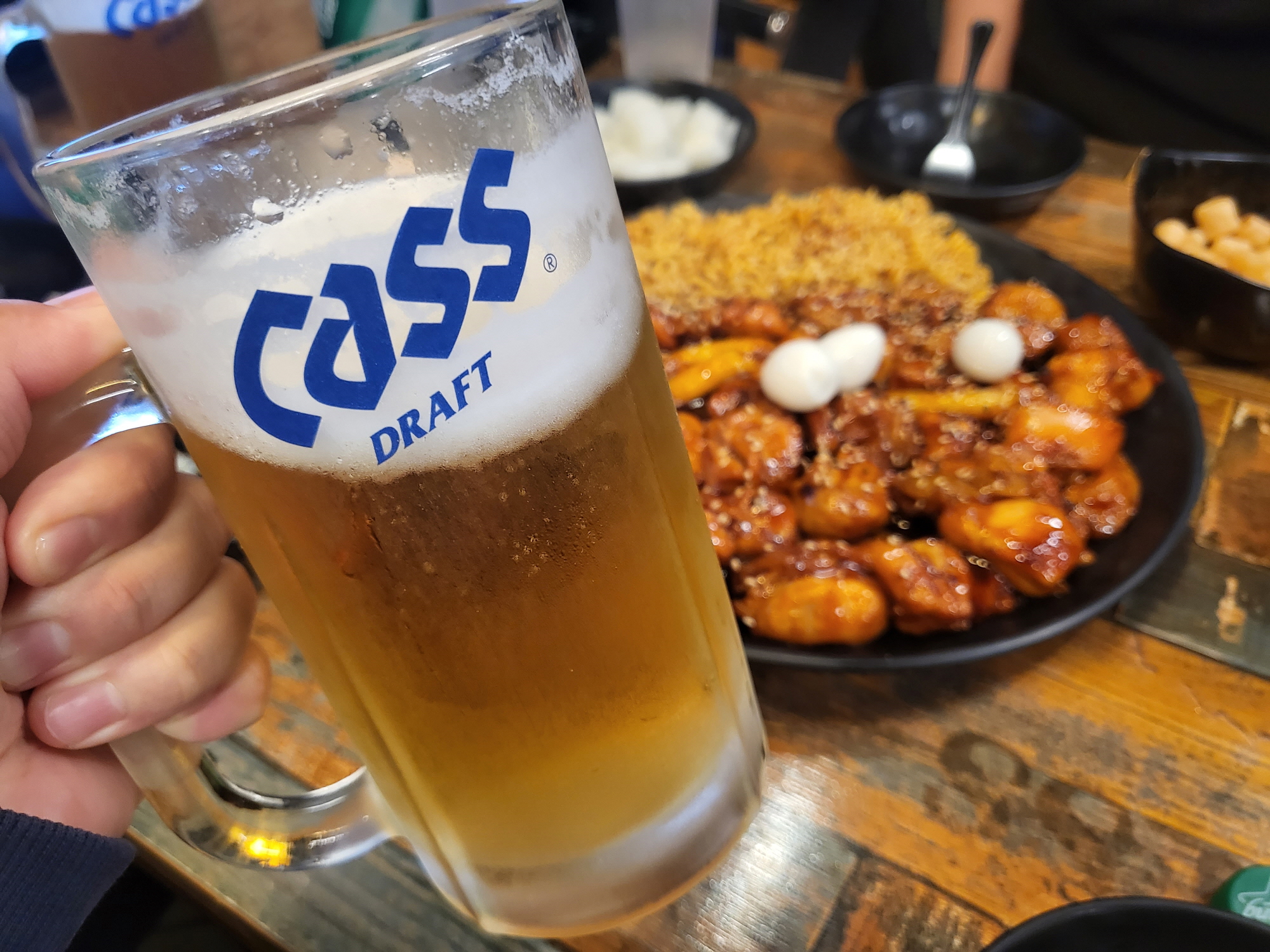 꼬꼬아찌 숫불치킨 - 맥주