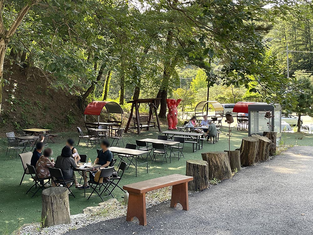 산정호수 빵명장 야외석