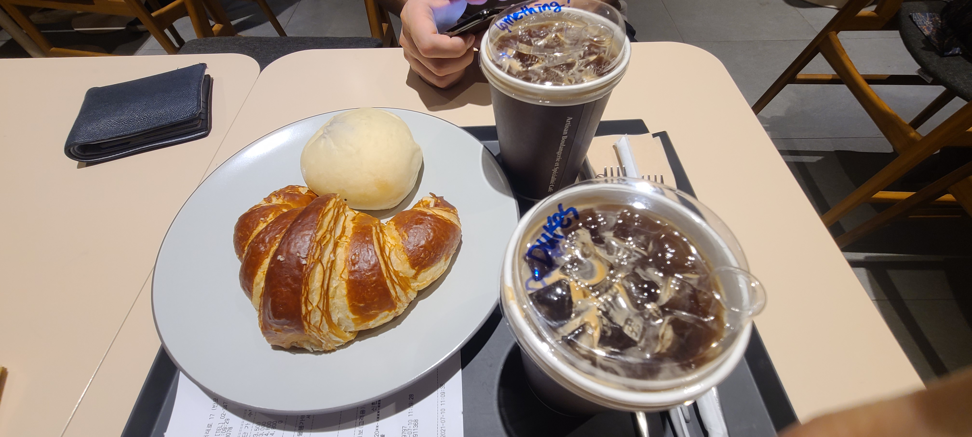  [서초 서래마을] 르뺑아쎄르 크림치즈생크림빵, 프레첼크로와상 먹어봄