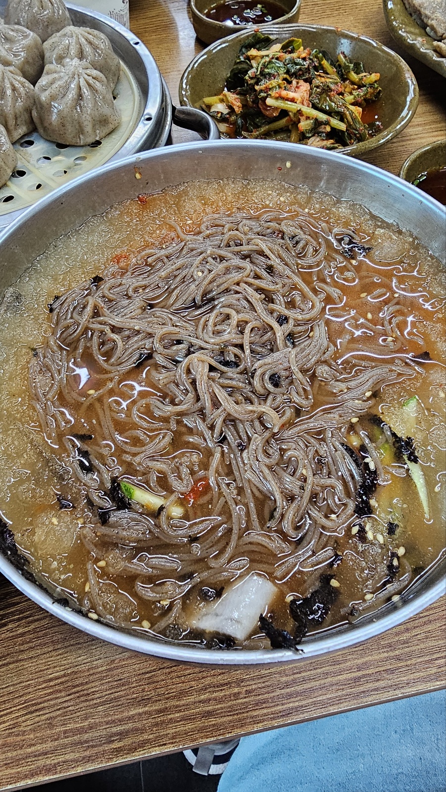 막국수, 만두