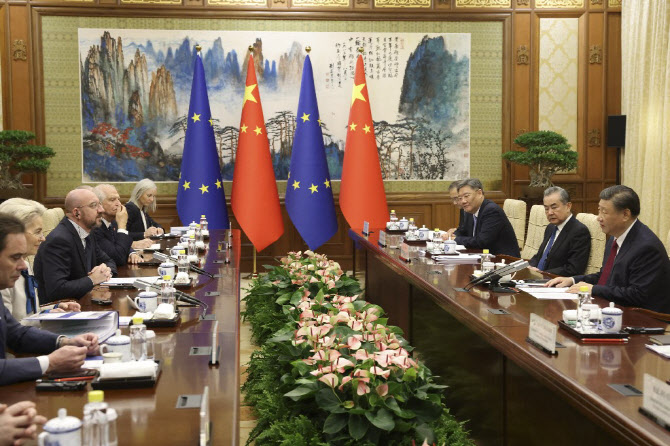 시진핑&#44; EU 지도자들에게 ‘핵심 무역 파트너’ 제안