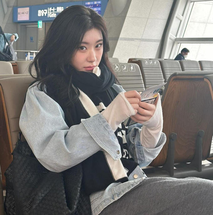 있지 채령 사복