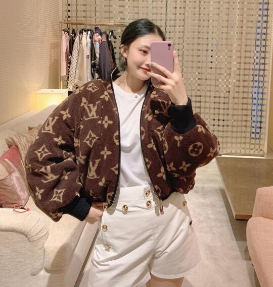  [LOUIS VUITTON] 루이비통 리버서블 코쿤 자켓 1A9ATL