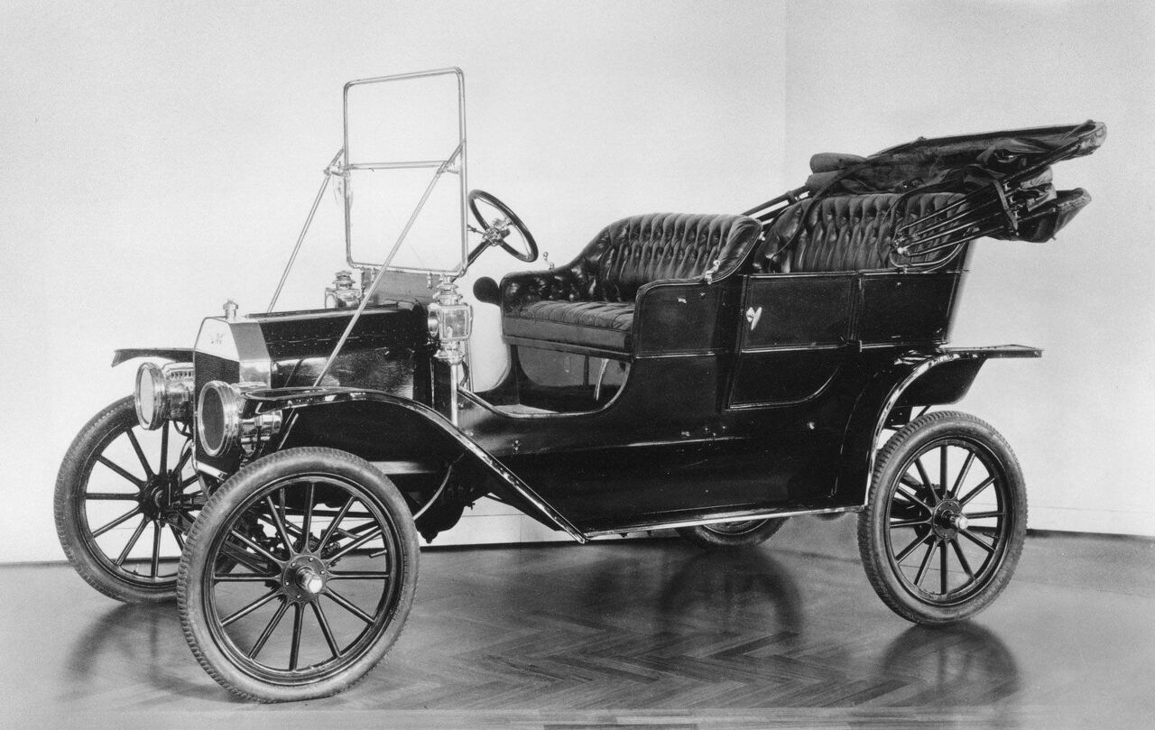 1908년 생산한 T1 모델