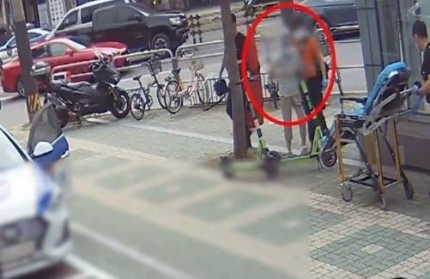  "교도소 보내줘" 대낮 등촌역 에스컬레이터 60대女 구타한 노숙인 40대女 무차별 폭행한 이유