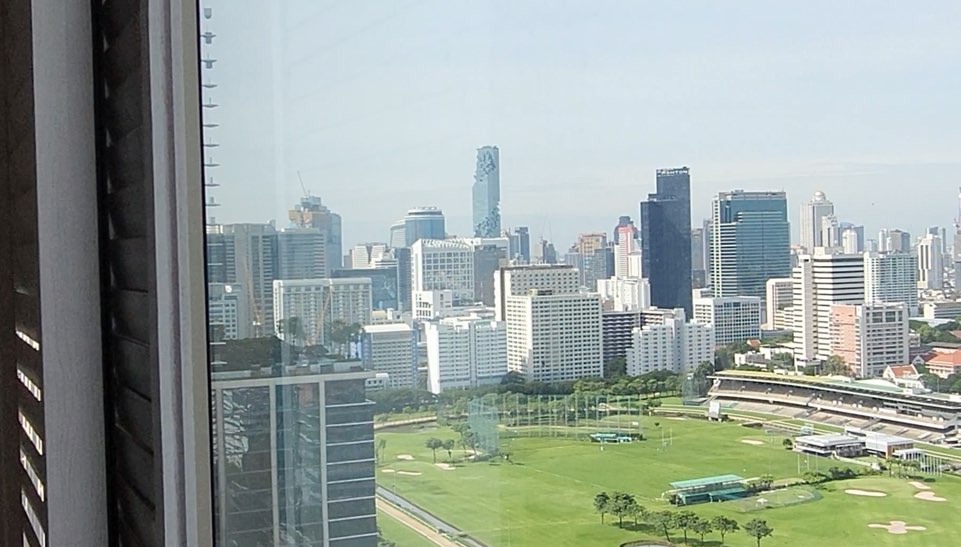 그랜드 센터 포인트 호텔 라차담리 방콕 - 그랜드 디럭스 룸 창문 밖 풍경
