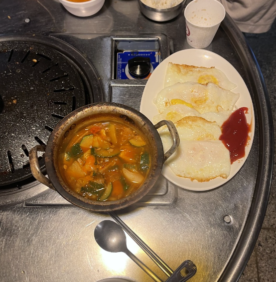 페라리막창 사이드메뉴 된장찌개와 계란후라이